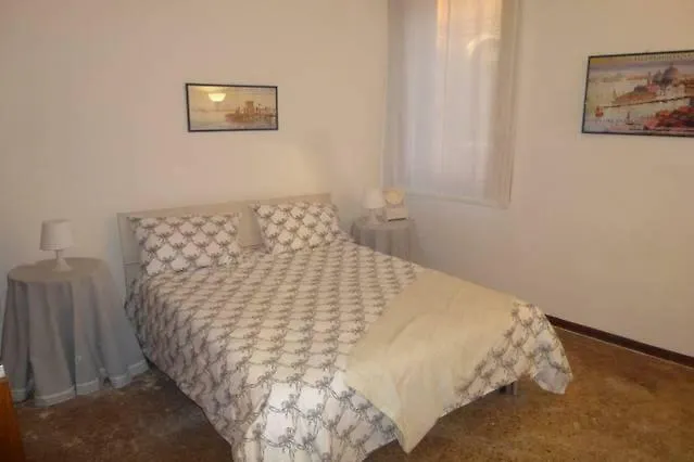 Key Location Near Palazzo Grassi Semesterbostad Venedig