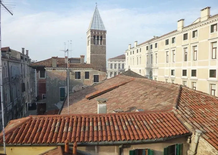 Semesterbostad Key Location Near Palazzo Grassi
