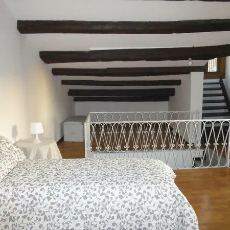 Key Location Near Palazzo Grassi Venedig