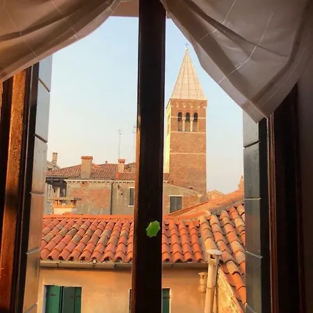 Key Location Near Palazzo Grassi Ferienhaus