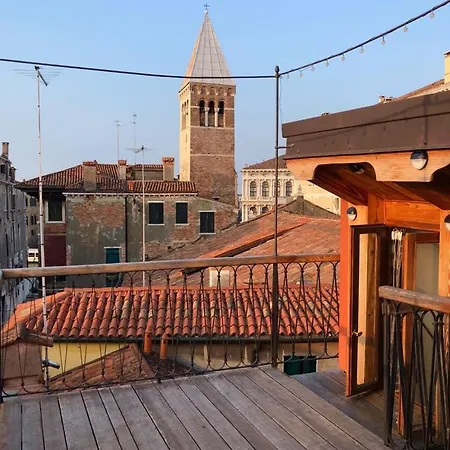 Key Location Near Palazzo Grassi * Velence