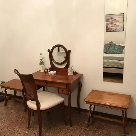 Key Location Near Palazzo Grassi Ferienhaus