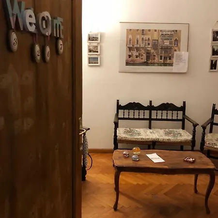 بيت للعطل Key Location Near Palazzo Grassi