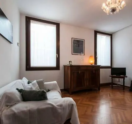 Casa vacanze Key Location Near Palazzo Grassi Venezia