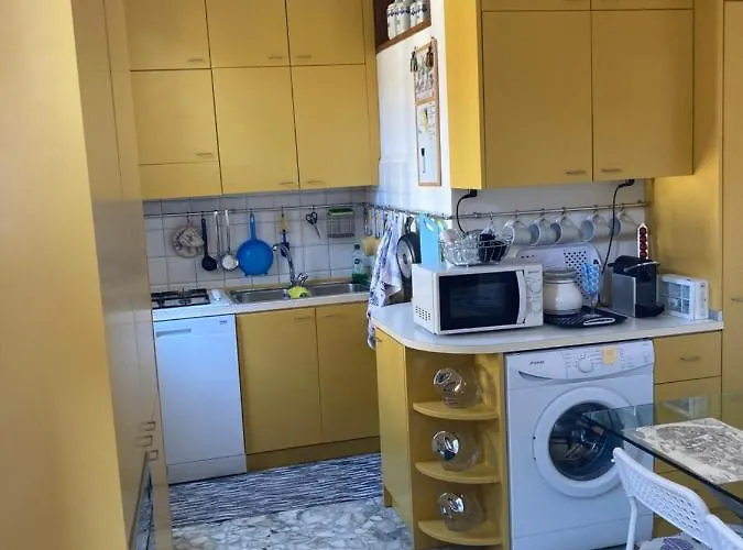 Key Location Near Palazzo Grassi *